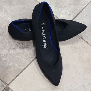 Rothy's Women's Black and Blue Flats